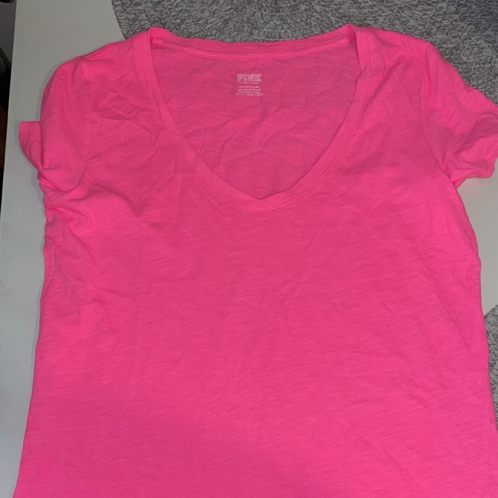 PINK tee